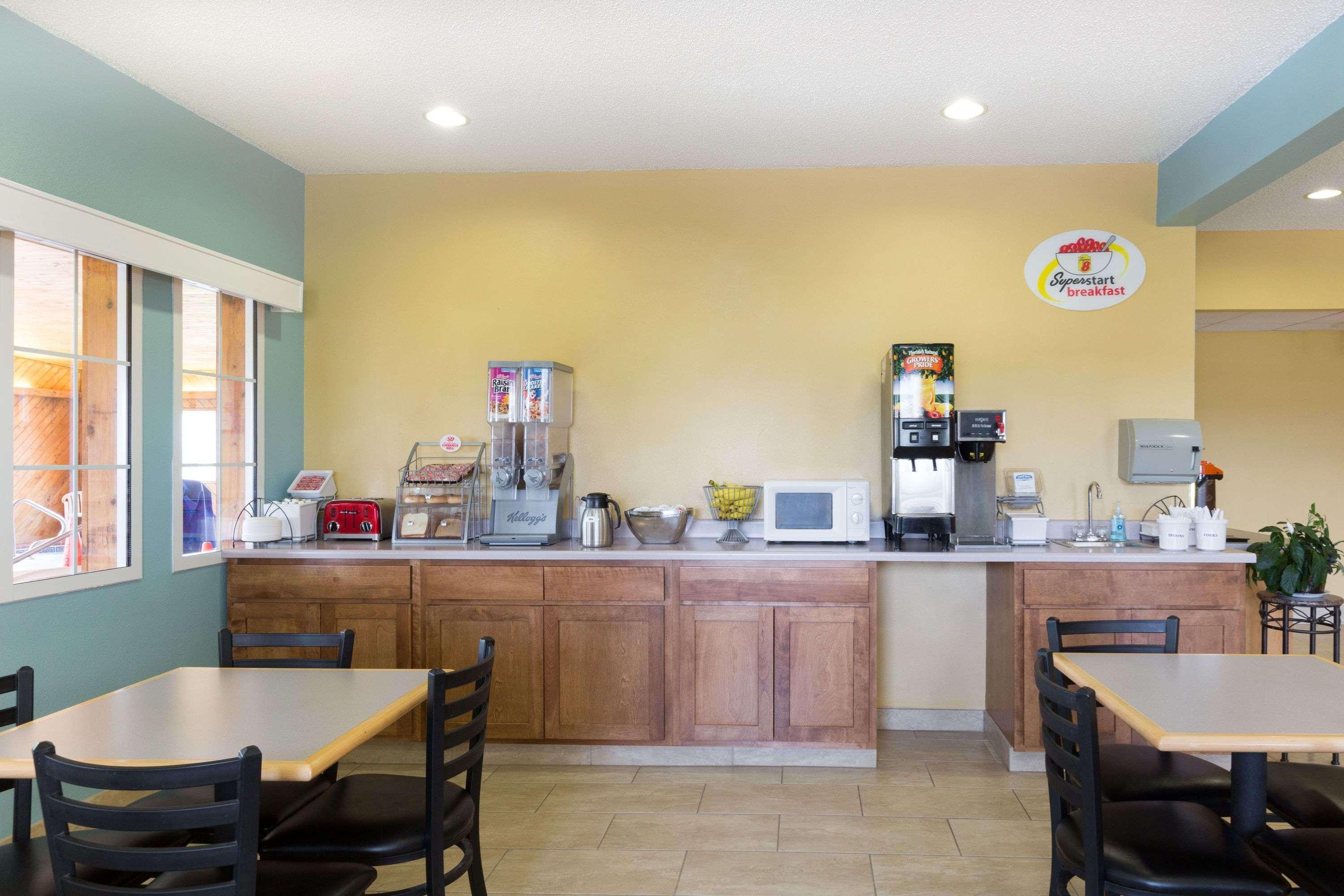 Super 8 By Wyndham Clarinda Exterior foto