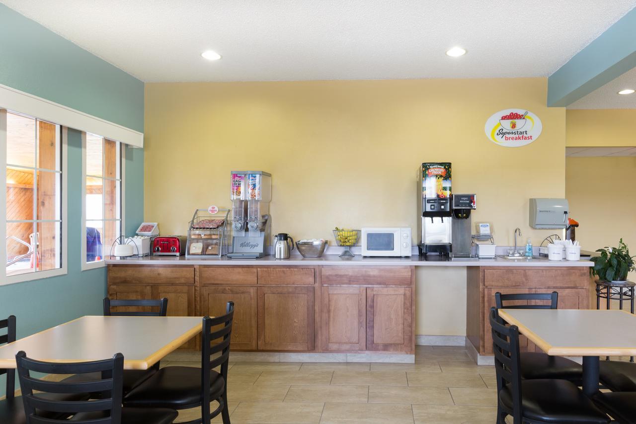 Super 8 By Wyndham Clarinda Exterior foto